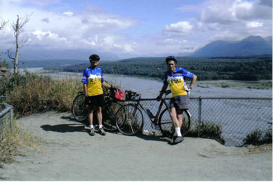 Alaska bicycle jersey designed by Kathy of Pat’s Bikes.
