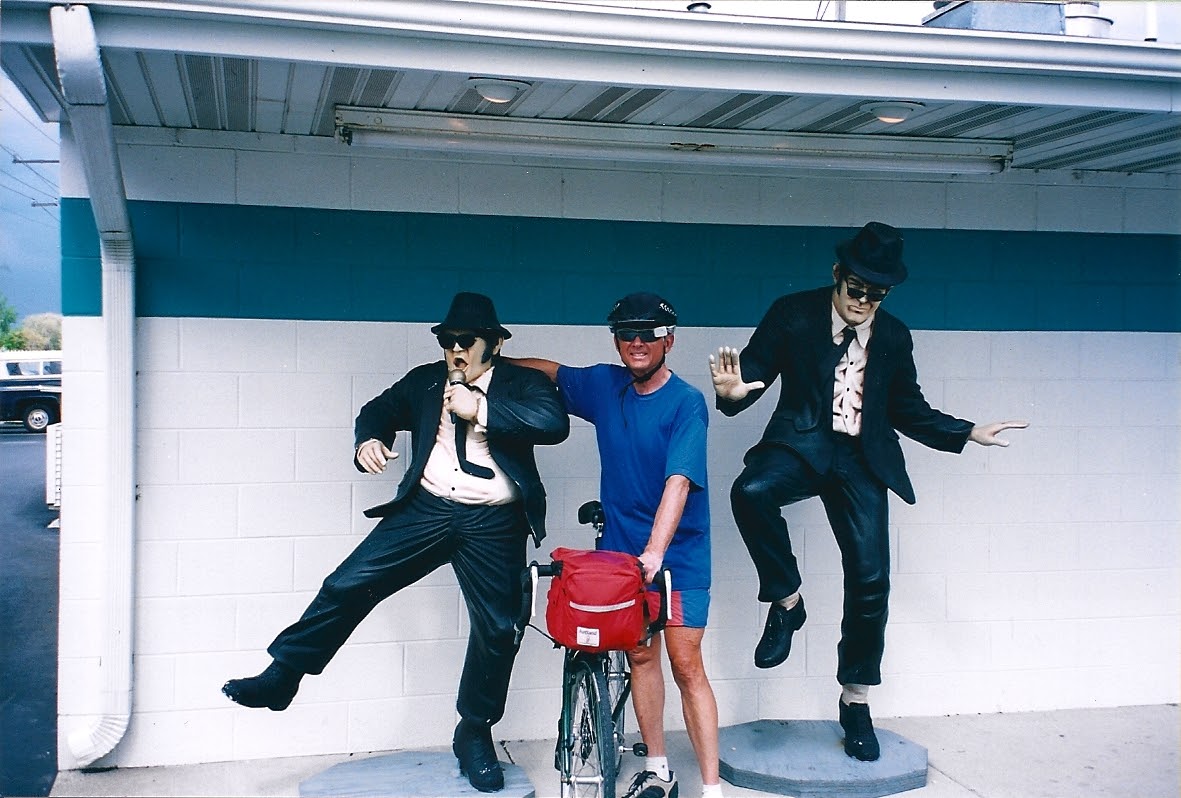 The Poke-A-Dot drive-in and the Blues Brothers After checking in to our motel we headed over to the Polk-A-Dot drive-in for a snack. This is a famous Route 66 stop, since the…